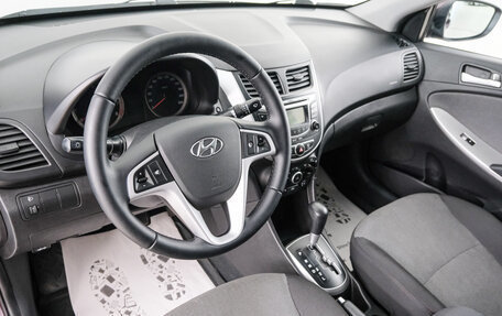 Hyundai Solaris II рестайлинг, 2013 год, 899 000 рублей, 9 фотография