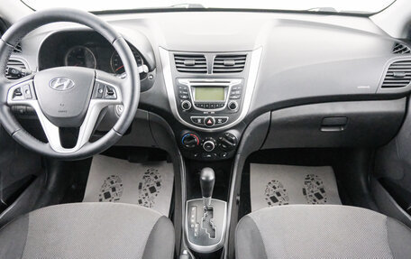 Hyundai Solaris II рестайлинг, 2013 год, 899 000 рублей, 11 фотография