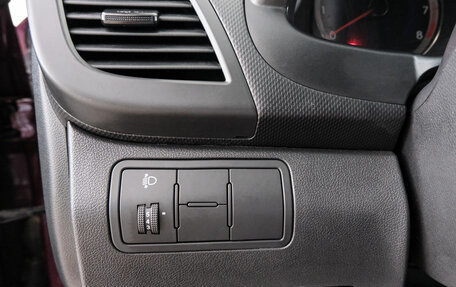 Hyundai Solaris II рестайлинг, 2013 год, 899 000 рублей, 18 фотография