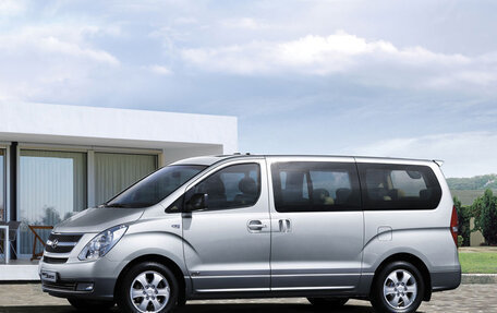 Hyundai Grand Starex Grand Starex I рестайлинг 2, 2012 год, 966 000 рублей, 3 фотография