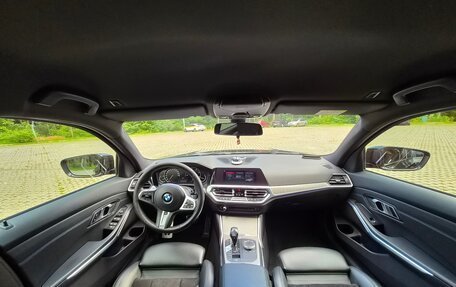 BMW 3 серия, 2019 год, 2 800 000 рублей, 24 фотография