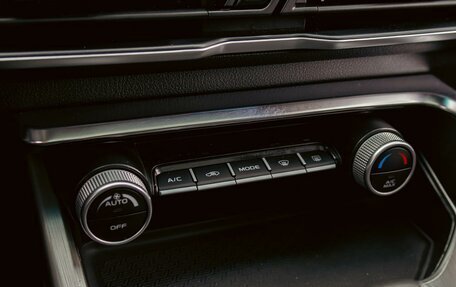Geely Coolray I, 2023 год, 1 735 000 рублей, 15 фотография