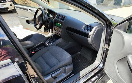 Volkswagen Jetta VI, 2012 год, 990 000 рублей, 9 фотография