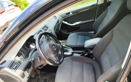 Volkswagen Jetta VI, 2012 год, 990 000 рублей, 11 фотография