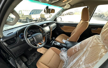 Toyota Fortuner II, 2025 год, 4 930 000 рублей, 4 фотография