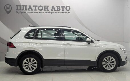 Volkswagen Tiguan II, 2020 год, 2 460 000 рублей, 4 фотография