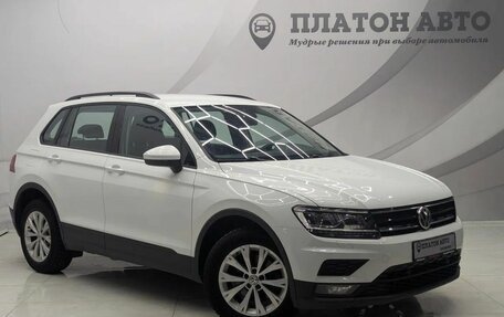 Volkswagen Tiguan II, 2020 год, 2 460 000 рублей, 3 фотография
