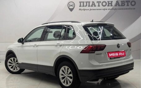 Volkswagen Tiguan II, 2020 год, 2 460 000 рублей, 8 фотография