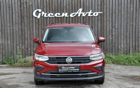 Volkswagen Tiguan II, 2021 год, 2 050 000 рублей, 8 фотография