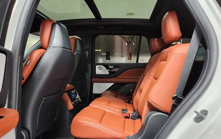 Lincoln Aviator II, 2024 год, 8 900 000 рублей, 14 фотография