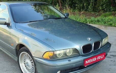BMW 5 серия, 2003 год, 990 000 рублей, 1 фотография