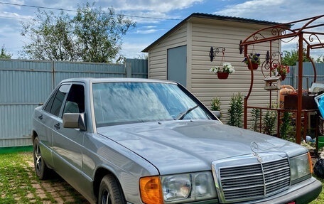 Mercedes-Benz 190 (W201), 1990 год, 235 000 рублей, 1 фотография