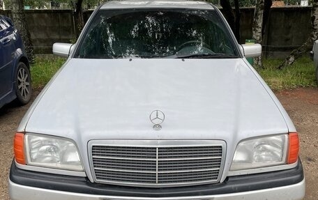 Mercedes-Benz C-Класс, 1995 год, 300 000 рублей, 1 фотография