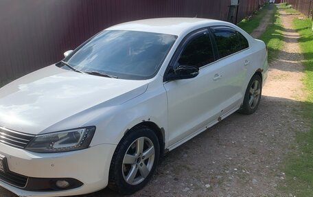 Volkswagen Jetta VI, 2013 год, 620 000 рублей, 3 фотография