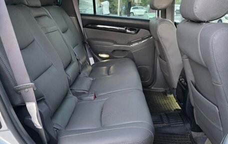 Toyota Land Cruiser Prado 120 рестайлинг, 2008 год, 2 500 000 рублей, 17 фотография