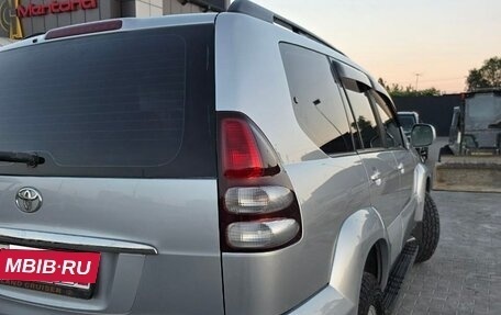 Toyota Land Cruiser Prado 120 рестайлинг, 2008 год, 2 500 000 рублей, 12 фотография