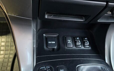 Toyota Land Cruiser Prado 120 рестайлинг, 2008 год, 2 500 000 рублей, 30 фотография