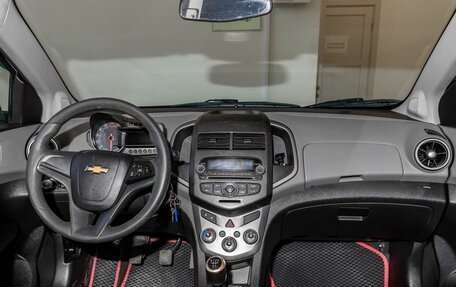 Chevrolet Aveo III, 2013 год, 450 000 рублей, 17 фотография