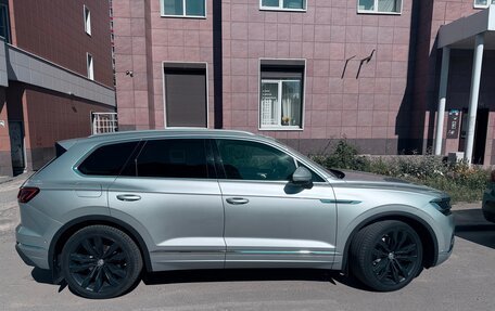 Volkswagen Touareg III, 2019 год, 5 900 000 рублей, 8 фотография