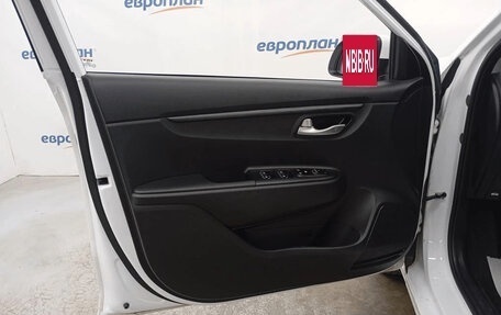 KIA Rio IV, 2021 год, 1 820 000 рублей, 9 фотография