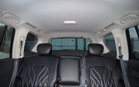 Nissan Patrol, 2011 год, 2 550 000 рублей, 11 фотография