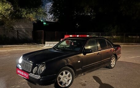 Mercedes-Benz E-Класс, 1999 год, 220 000 рублей, 7 фотография