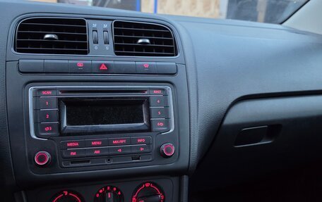Volkswagen Polo VI (EU Market), 2015 год, 850 000 рублей, 6 фотография
