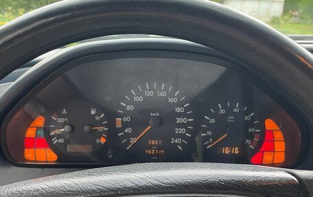 Mercedes-Benz C-Класс, 1995 год, 300 000 рублей, 14 фотография