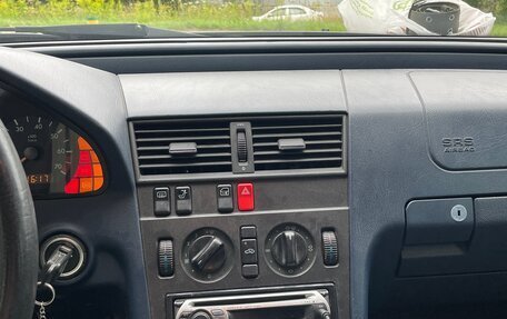 Mercedes-Benz C-Класс, 1995 год, 300 000 рублей, 15 фотография