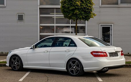 Mercedes-Benz E-Класс, 2012 год, 1 195 000 рублей, 4 фотография