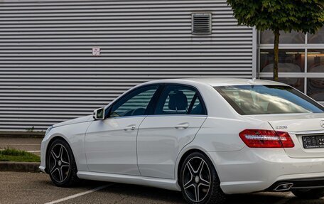 Mercedes-Benz E-Класс, 2012 год, 1 195 000 рублей, 8 фотография