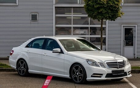 Mercedes-Benz E-Класс, 2012 год, 1 195 000 рублей, 3 фотография