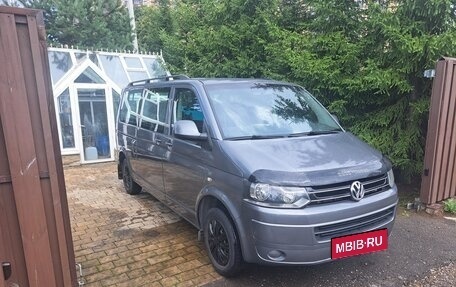 Volkswagen Caravelle T5, 2014 год, 2 000 000 рублей, 3 фотография