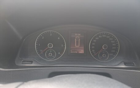 Volkswagen Caravelle T5, 2014 год, 2 000 000 рублей, 22 фотография