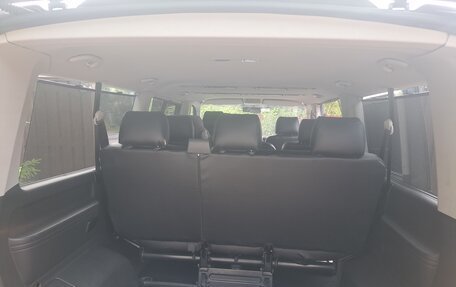 Volkswagen Caravelle T5, 2014 год, 2 000 000 рублей, 31 фотография