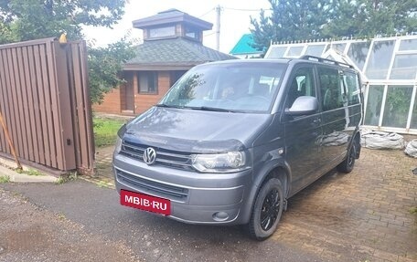 Volkswagen Caravelle T5, 2014 год, 2 000 000 рублей, 9 фотография