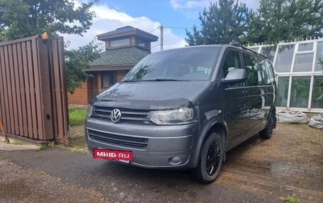 Volkswagen Caravelle T5, 2014 год, 2 000 000 рублей, 6 фотография