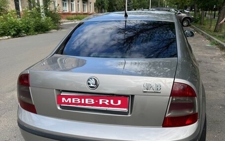 Skoda Superb III рестайлинг, 2008 год, 630 000 рублей, 6 фотография