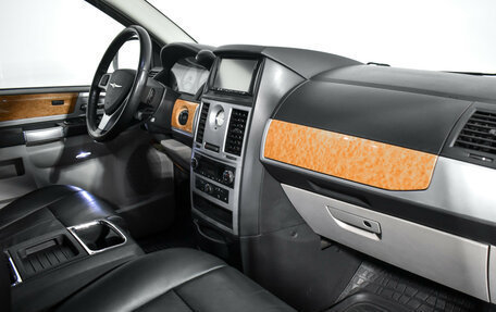 Chrysler Voyager IV, 2008 год, 899 000 рублей, 16 фотография