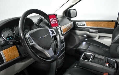 Chrysler Voyager IV, 2008 год, 899 000 рублей, 10 фотография