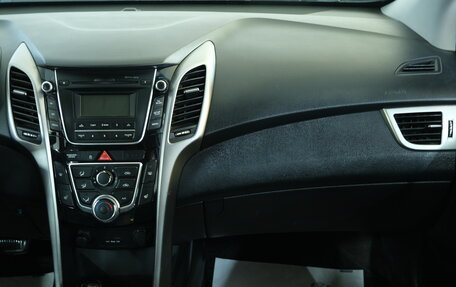Hyundai i30 II рестайлинг, 2012 год, 949 000 рублей, 15 фотография