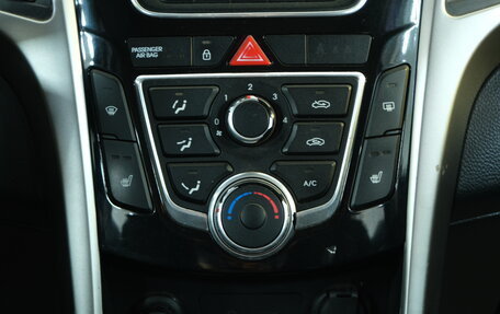 Hyundai i30 II рестайлинг, 2012 год, 949 000 рублей, 14 фотография