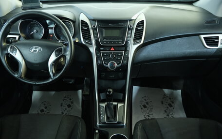 Hyundai i30 II рестайлинг, 2012 год, 949 000 рублей, 12 фотография