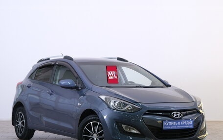 Hyundai i30 II рестайлинг, 2012 год, 949 000 рублей, 2 фотография