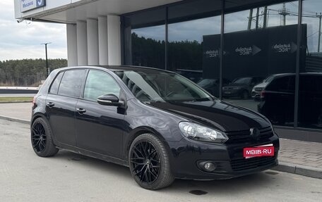 Volkswagen Golf VI, 2010 год, 900 000 рублей, 1 фотография