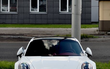 Porsche 911, 2021 год, 15 000 000 рублей, 3 фотография