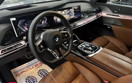 BMW 7 серия, 2025 год, 14 700 000 рублей, 10 фотография