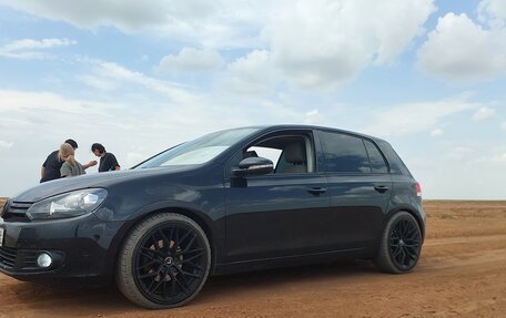 Volkswagen Golf VI, 2010 год, 900 000 рублей, 5 фотография