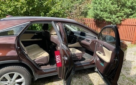 Lexus RX IV рестайлинг, 2017 год, 4 000 000 рублей, 9 фотография