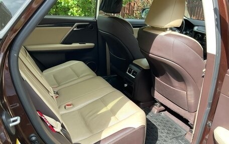 Lexus RX IV рестайлинг, 2017 год, 4 000 000 рублей, 8 фотография